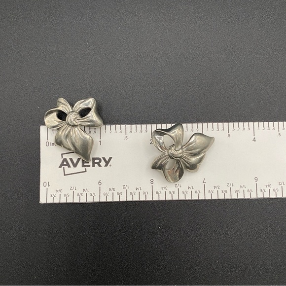 Vintage Pewter Bow Earrings Signed Seagull Canada 1988 - Picture 11 of 11